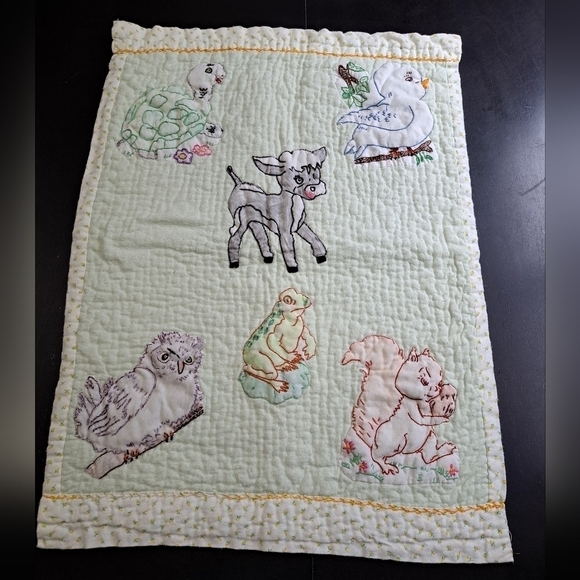 Vintage Baby Quilt              Size 20"×28" - Picture 1 of 5